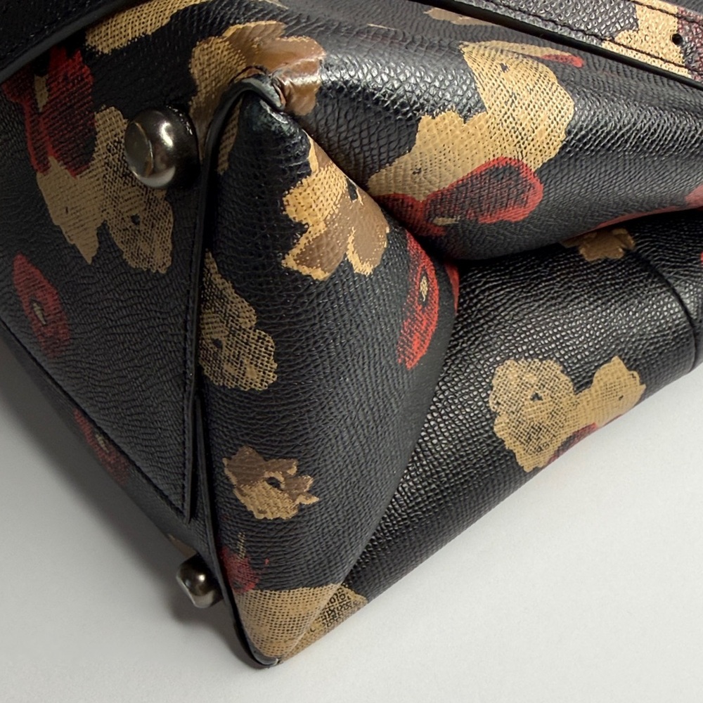 RARE Vintage COACH Borough Black,Red,Tan Floral Turnkey Crossbody Satchel #33608 - Picture 10 of 16